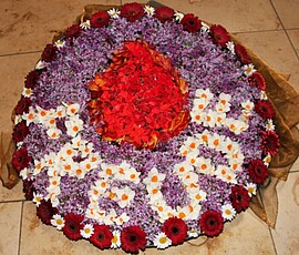 Banner Blumensammeln für Fronleichnam 